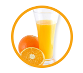 Un vaso de jugo de naranja
